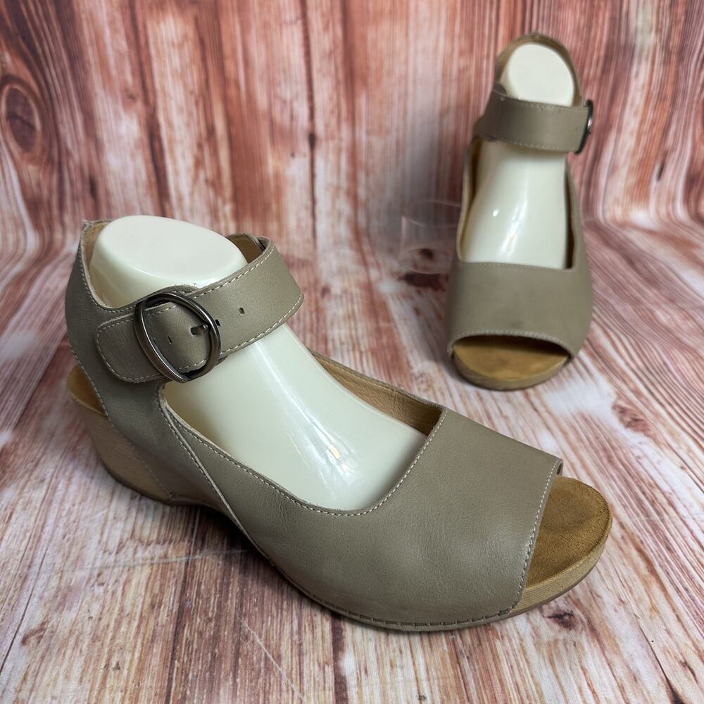 Dansko TIANA Size 42 US 11.5-12 Burnished Khaki Leather Sandals Wedge Heel Shoes